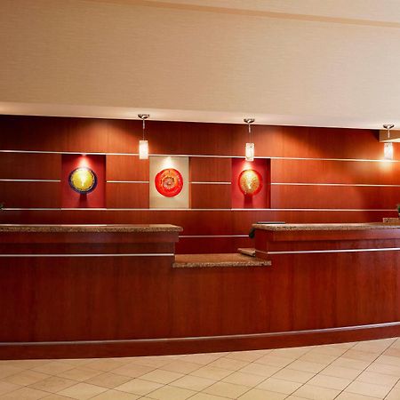فندق Wyndham Cleveland Airport المظهر الخارجي الصورة