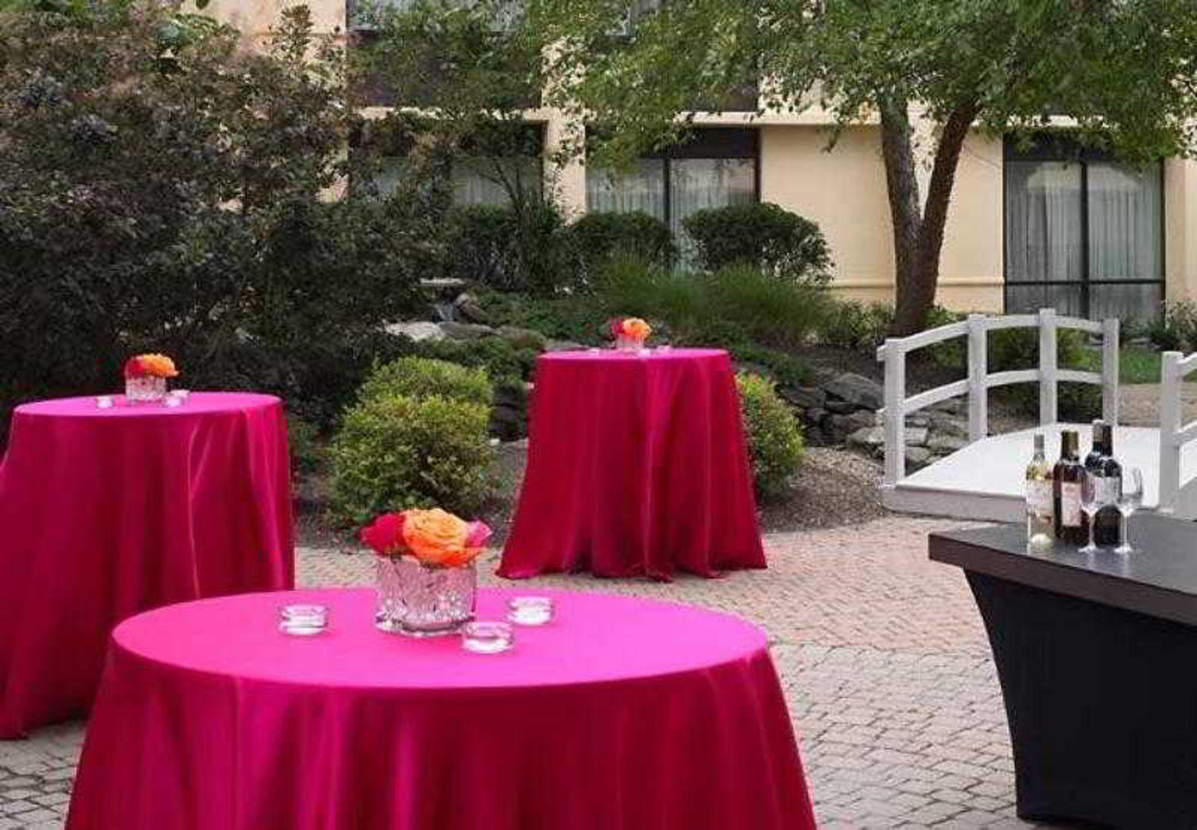 فندق Wyndham Cleveland Airport المظهر الخارجي الصورة