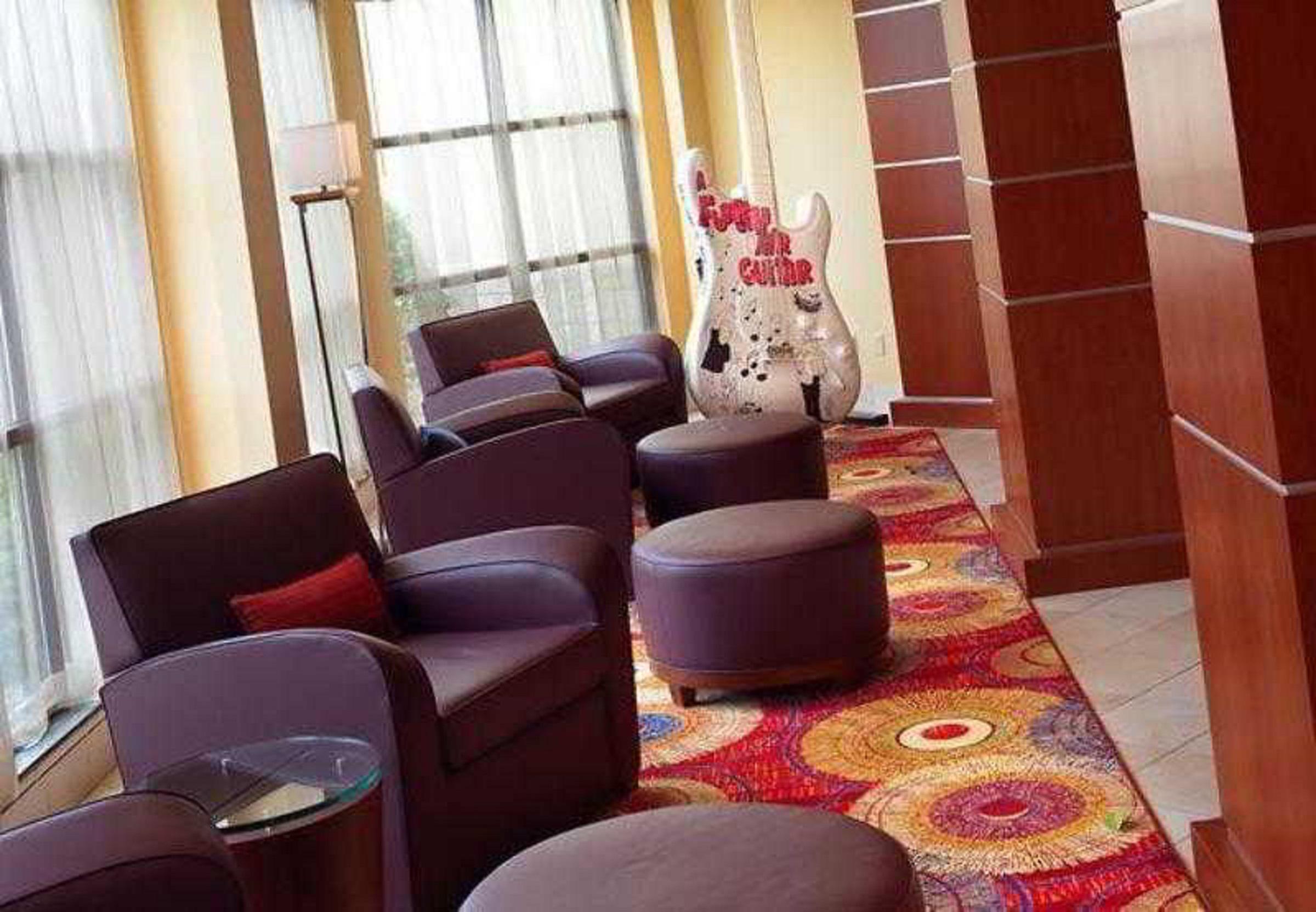 فندق Wyndham Cleveland Airport المظهر الخارجي الصورة