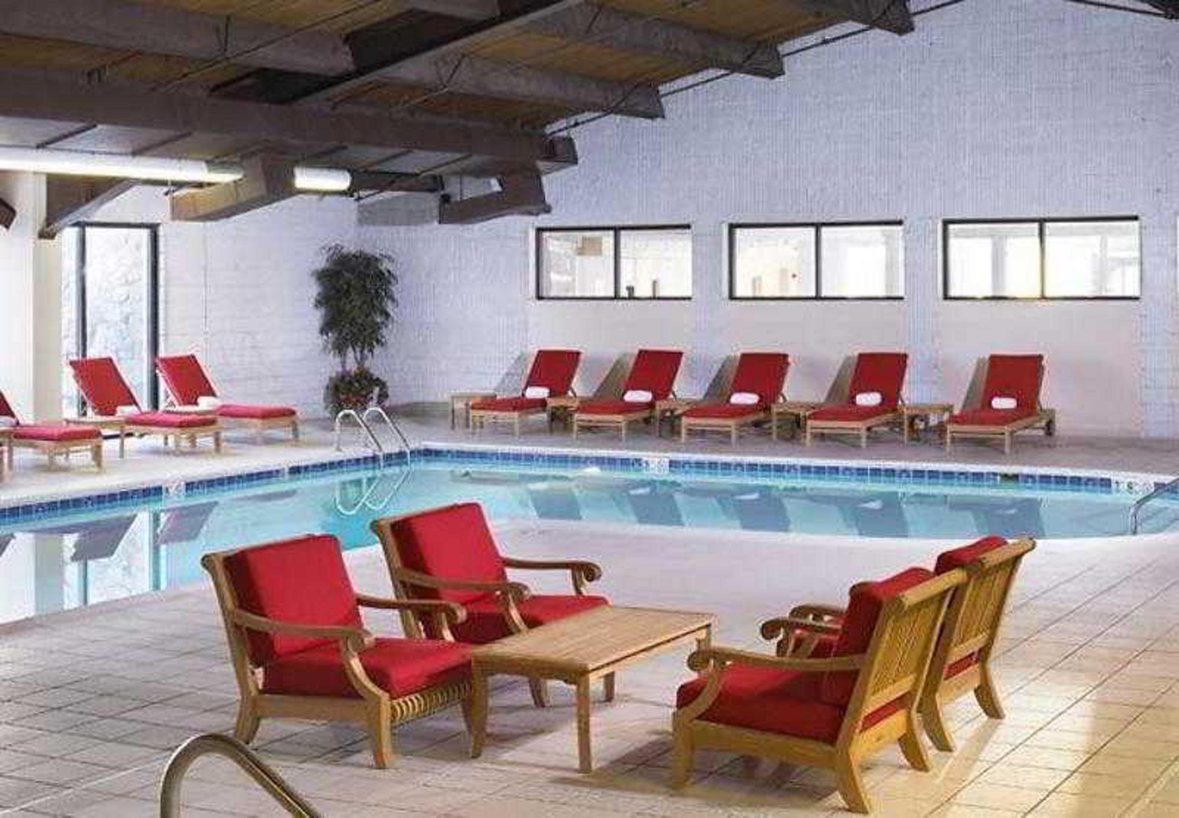 فندق Wyndham Cleveland Airport المظهر الخارجي الصورة